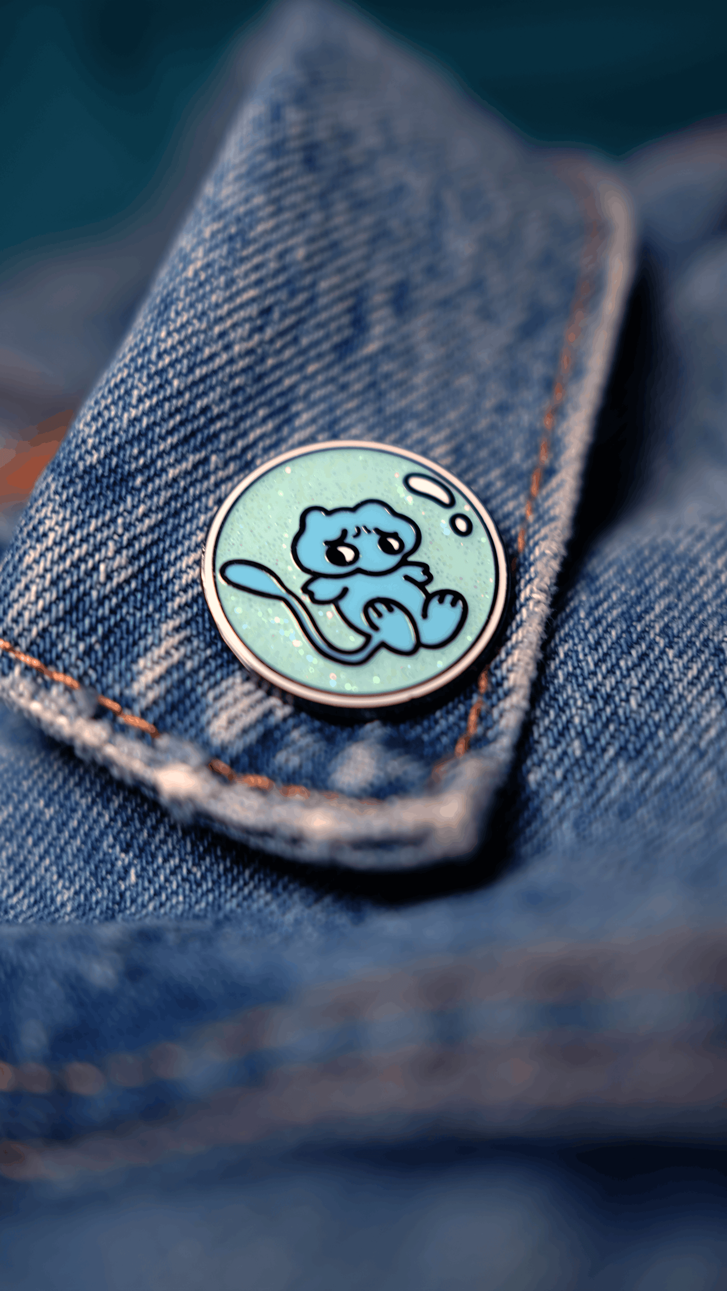 Bubble Mewmew Enamel Pin
